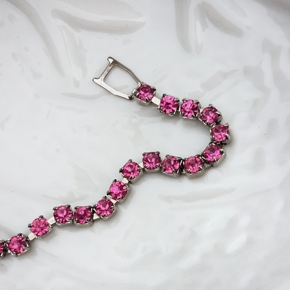 Fashion Jewelry Pink Crystal Bracelet - Picture 6 of 7